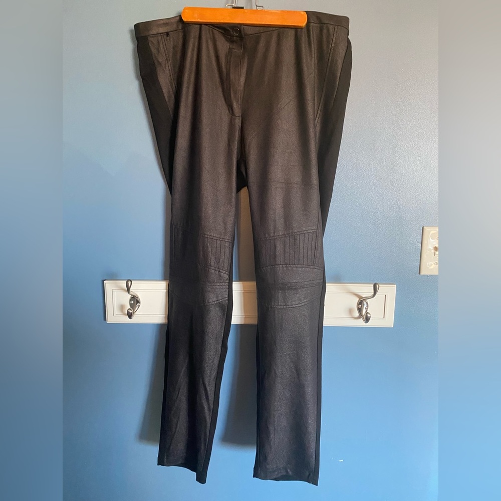 Plus size leather-like front pants 16/XL